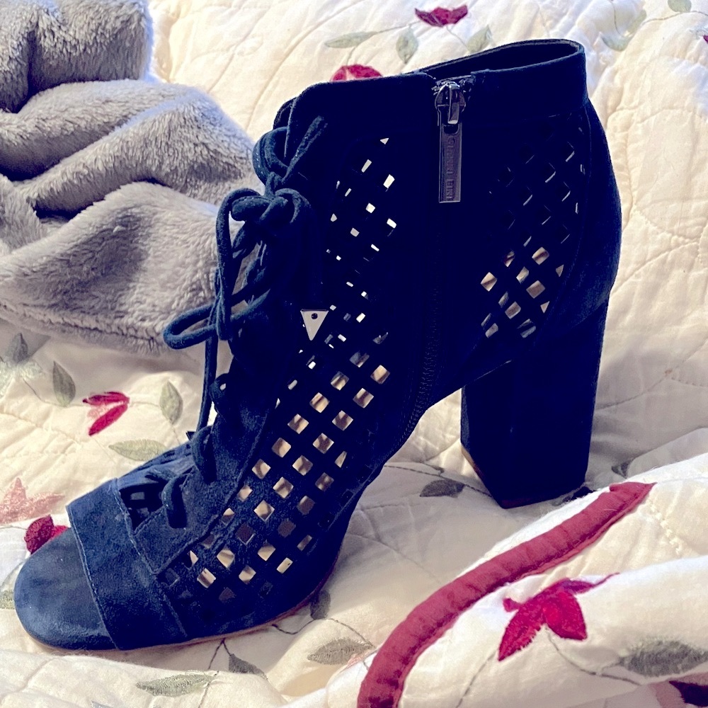 2/$40 Navy Blue Lace-Up Block Heels Open Toe Inside Heavy Duty Zipper Sz 9.5M - Picture 2 of 10